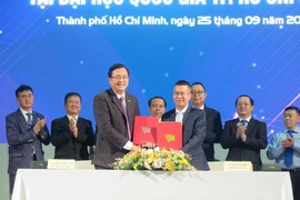 Sinh viên khó khăn được vay tiền đóng học phí lãi suất 0%