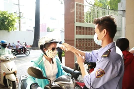 TP.HCM: Thêm trường ĐH cho sinh viên nghỉ đến ngày 6-12