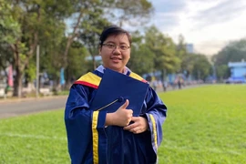 Nữ thạc sĩ có thành tích khủng nhận học bổng 25 triệu đồng
