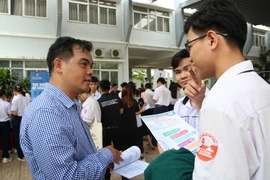 'Choáng' với điểm chuẩn xét học bạ vào Trường ĐH Sư phạm TP.HCM 
