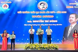12 nhà giáo đầu tiên ở TP.HCM nhận giải thưởng Trần Đại Nghĩa