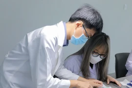 Ảnh: Sinh viên y khoa Trường ĐH Văn Lang