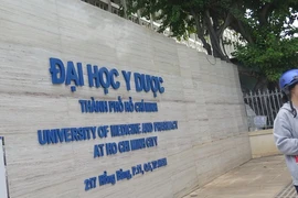 Điểm sàn trường y dược 'hot' nhất TP.HCM lên đến 23,5