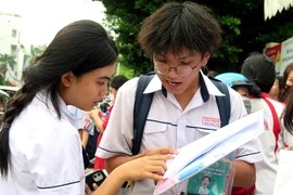 TP.HCM giảm mạnh thứ hạng điểm thi tốt nghiệp THPT 