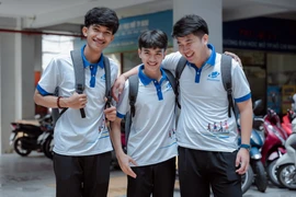 Trường ĐH Mở TP.HCM hỗ trợ sinh viên vùng bão lũ hơn 1 tỉ đồng 