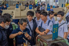 Trường đại học mò mẫm tìm phương án tuyển sinh theo chương trình mới