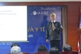 Số lượng bài báo khoa học tăng mạnh, giáo sư phải dùng AI để hỗ trợ việc đọc