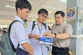 Nhiều trường đại học 'xoá sổ' tổ hợp văn-sử-địa, toán-lý-hóa trong xét tuyển 