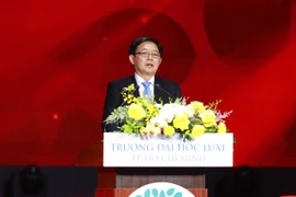Phó Thủ tướng Hồ Quốc Dũng giao 5 định hướng lớn đến Trường Đại học Luật TP.HCM