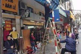 Hà Nội đồng loạt dẹp vỉa hè 