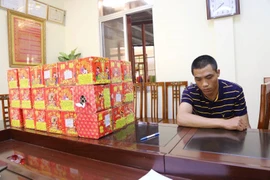 Chở pháo về quê để đốt dịp tết Thanh minh