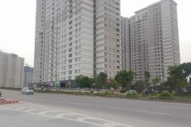  1 phụ nữ rơi từ tầng cao chung cư tử vong
