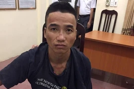 Bắn súng điện vào tài xế Grap để cướp