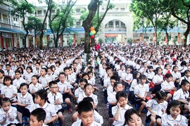 Hà Nội, học sinh lớp 1-6 được học tập trung trở lại từ 6-4