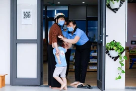 Hà Nội: Nhiều trẻ òa khóc trong ngày đầu trở lại trường