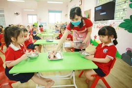 Bộ GD&ĐT đề nghị tăng cường kiểm tra bảo đảm an toàn thực phẩm trong trường học