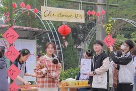Học sinh hào hứng tham gia chương trình Tết sum vầy - Xuân yêu thương