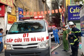  Hà Nội: Cháy căn nhà 6 tầng, 3 người tử vong 