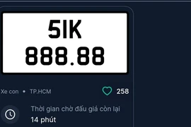 Biển số siêu đẹp 51K-888.88 lại được trả giá bất ngờ