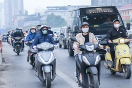 Sau đợt nghỉ Tết Dương lịch, giao thông Hà Nội 'nóng' trở lại 