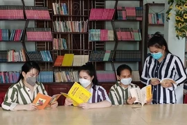 Từ hôm nay, người đang bị tạm giữ, tạm giam được sử dụng kinh sách