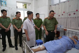 Người vi phạm tông xe làm một đại úy công an bị thương 