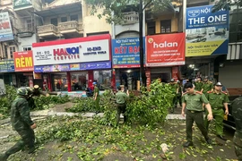 Công an Hà Nội nỗ lực khắc phục hậu quả bão số 3