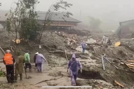  Ảnh hưởng bão số 3: Sạt lở đất ở Sa Pa khiến 7 người tử vong 