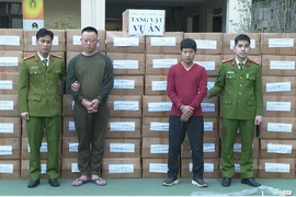 2 người bị khởi tố vì tàng trữ 140.000 bao thuốc lá không rõ nguồn gốc