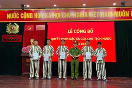Công an TP Hà Nội công bố quyết định đặc xá cho 139 phạm nhân