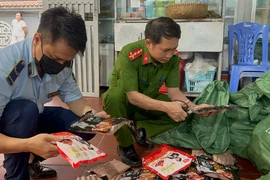 Hà Nội: Phát hiện gần 1 tấn xúc xích không rõ nguồn gốc