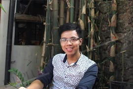 Bản cover despacito của thầy giáo trẻ để dễ học tiếng Anh