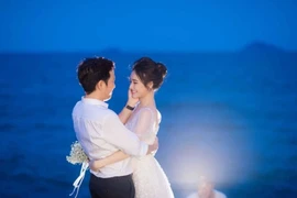 Trường Giang bất ngờ khoe ảnh đính hôn Nhã Phương 2 năm trước