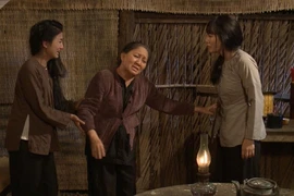 Ngọc Lan đánh em gái vô tình hại chết mẹ ruột trong Luật Trời 