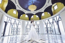 Lương Thuỳ Linh tung bộ ảnh mới hoá thân thành Cinderella