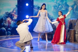 Á hậu Phương Anh khoe nhan sắc ngọt ngào tại 'Siêu mẫu nhí'