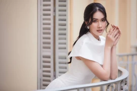 Á hậu Phương Anh chụp ảnh ở Bảo tàng, quảng bá du lịch Sài Gòn