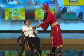 Chàng trai khiếm khuyết hoàn thành ước mơ trở thành kỹ sư vi tính