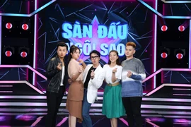 Ca sĩ Dương Hiếu Nghĩa ngơ ngác toàn tập để Kha Ly gánh team trong 'Sàn đấu ngôi sao' 