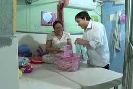 Đôi bạn khiếm thị 10 năm kết duyên thành vợ chồng