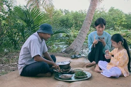 Huệ, Thúy, Hồng lần lượt có thai; Thành tìm được hạnh phúc bên mẹ con Lan