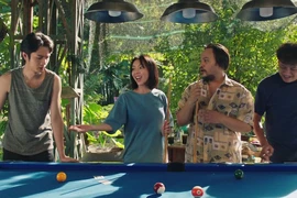 'Chuyện xóm tui: Con nhót mót chồng' tung teaser với màn gả Thu Trang