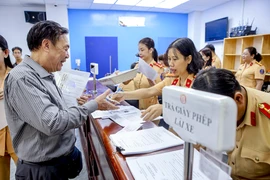 TP.HCM: Bố trí thêm 22 điểm đổi giấy phép lái xe tại Công an phường, xã cho người dân