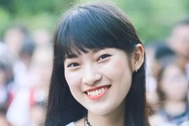 Nữ sinh Nghệ An 'nói 7 thứ tiếng' được 25,53 điểm thi đại học