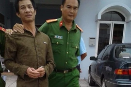 'Bị cáo có phải con người không?'
