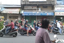 Quận 3: Nhóm đòi nợ thuê lại đến, cả phố nhốn nháo