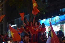 Đường Sài Gòn chật cứng: U-23 Việt Nam chiến thắng!