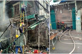 Lửa bao trùm một kiốt sát chợ Hạnh Thông Tây, Gò Vấp
