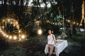 Trần Ngọc Vàng hoá nam thần sơ mi trắng ‘đốn’ tim phái nữ