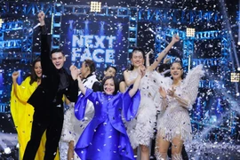 2 người mẫu cao hơn 1m8 cùng đăng quang The Next Face Vietnam 2021